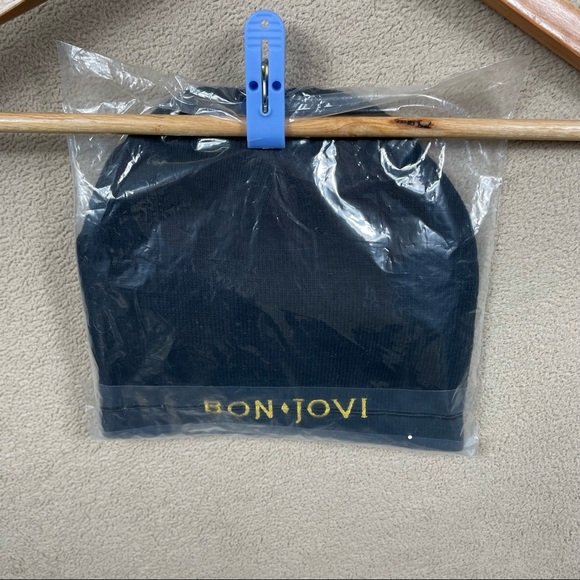 VIP Edition Beanie Jon Bon Jovi Tour Black Gold Embroidery - Picture 4 of 5